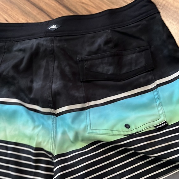 O’Neil board shorts - Picture 3 of 4